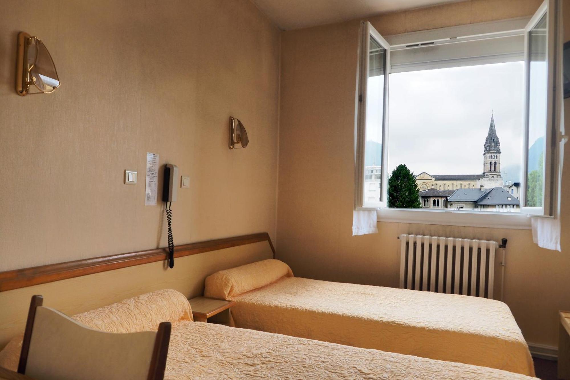 Hotel Helios Lourdes Bilik gambar