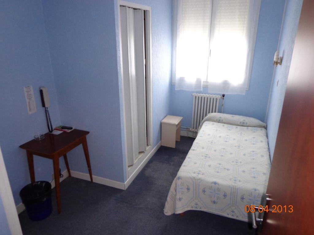 Hotel Helios Lourdes Bilik gambar